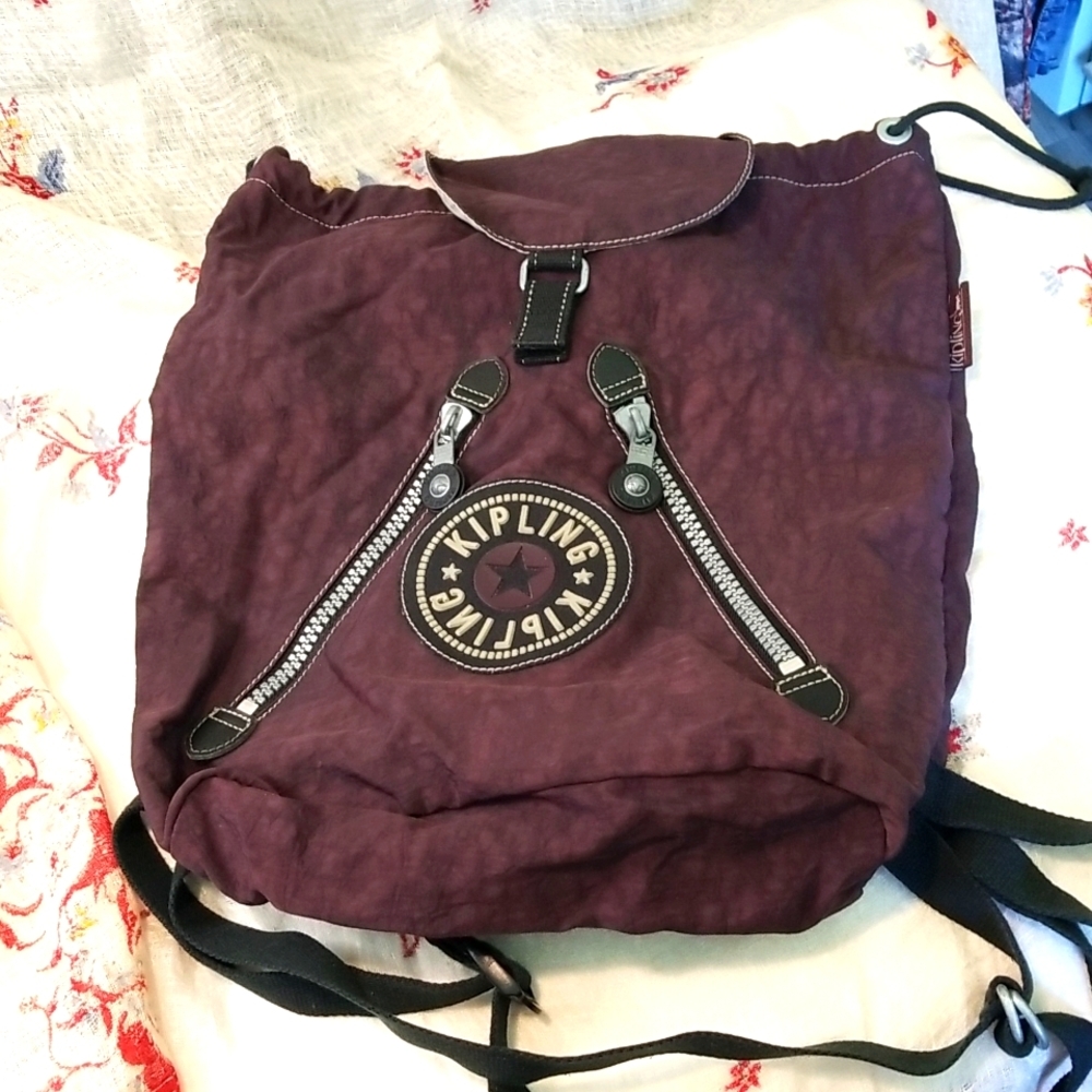 Kipling Vintage Medium Fundamental Drawstring Backpack purple carrie EUC